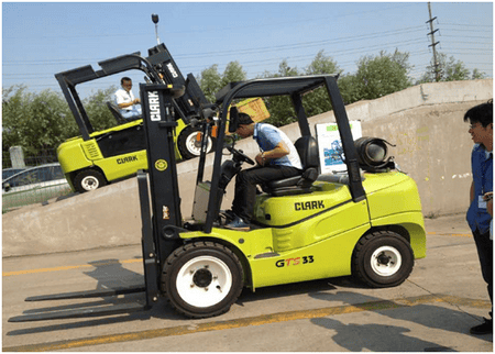 2015年克拉克叉车新产品培训胜利召开