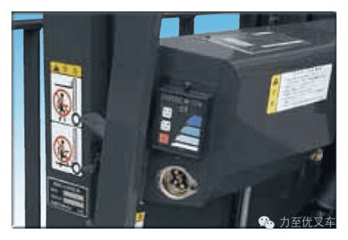 力至优叉车：谁才是电瓶叉车界里的“小巨人”？