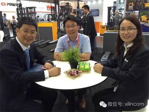 宁波如意携“德国IF大奖、红点奖”产品绝赞亮相2016德国汉诺威CeMAT展会