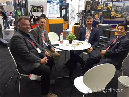 宁波如意携“德国IF大奖、红点奖”产品绝赞亮相2016德国汉诺威CeMAT展会