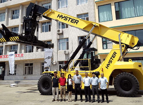 海斯特?正面吊叉车为东北粮食集装箱物流提供支撑