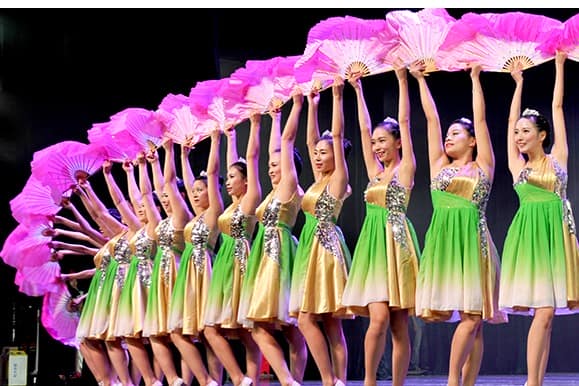 “山羊精神”创造辉煌 合作创新挑战未来—— 柳工欧维姆公司欢庆50华诞