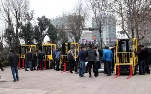 2017年海斯特叉车技术交流会暨“我身边的海斯特叉车”摄影大赛颁奖仪式在青岛成功举办