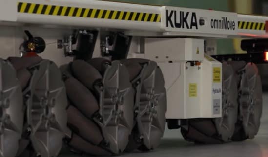 工厂里的机器人如何做到自动驾驶和零半径转弯？