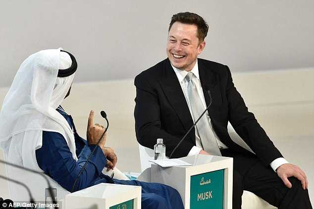 马斯克：工作岗位被机器人蚕食 全民基本收入成为必需