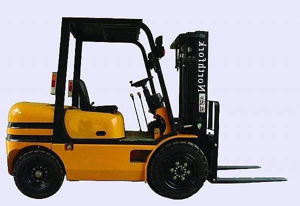 叉车在厂区内行驶速度国家法规方面有什么具体要求