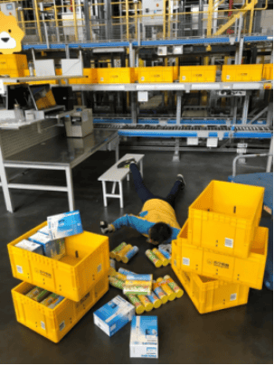 双十一“炫富挑战”火了,苏宁物流也来“摔一摔”