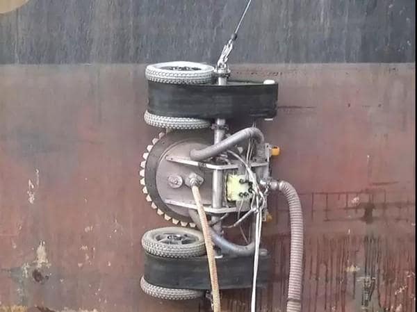 除船锈、洗油罐、收废水 浙海大研制的机器人投用啦