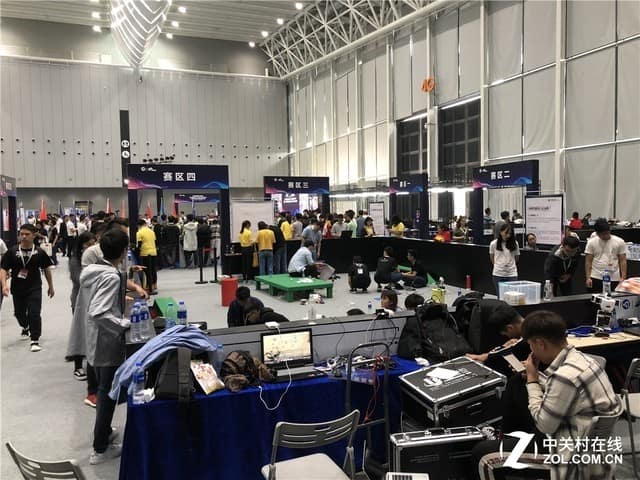 2018互联 +博览会：机器人大赛现场直击