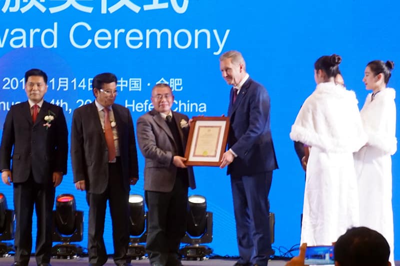 世界需要你们——德国前总统武尔夫参观考察合力叉车