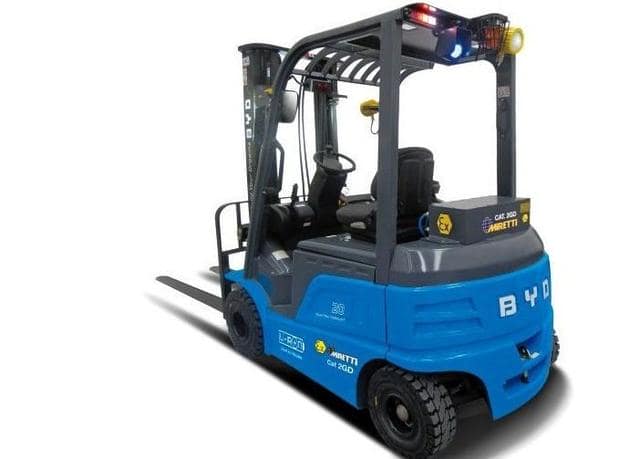 比亚迪新能源版纯电动叉车图又添一员