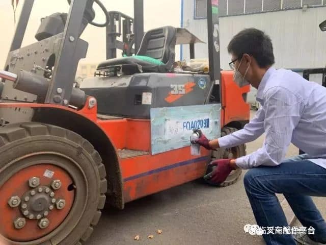 叉车要喷码?来看看咋回事!