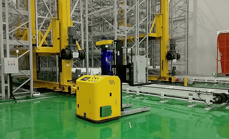 宇锋叉车AGV为工业智能化赋能