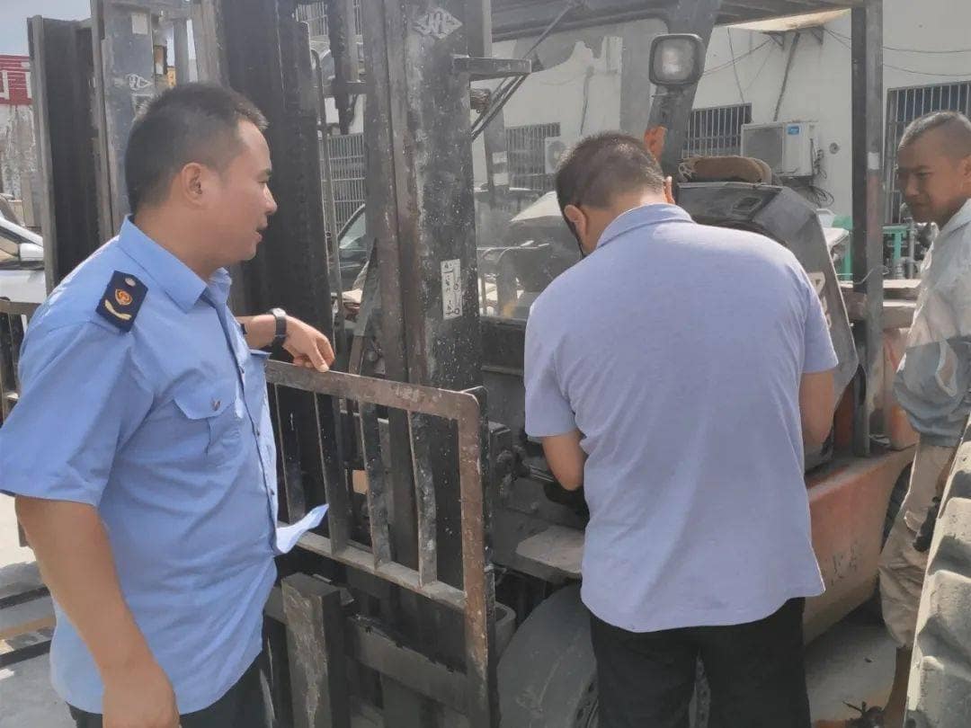 分局工作动态 | 万石分局扎实推进342沿线叉车安全整治及检验注册工作