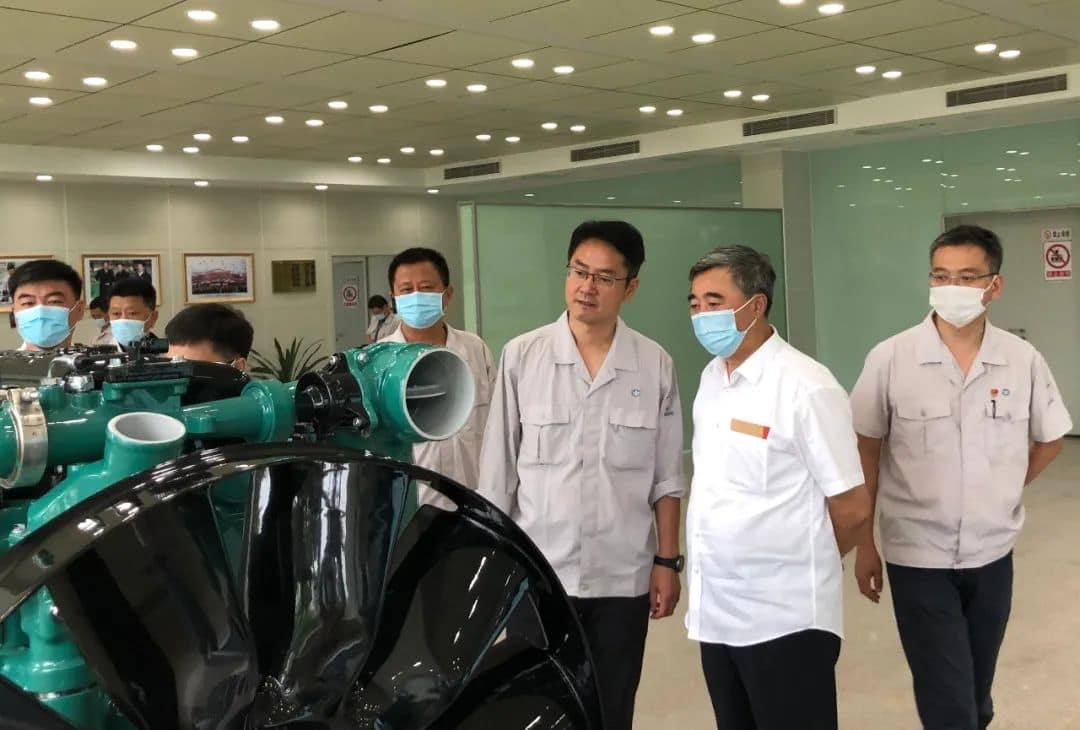 解放发动机事业部 兄弟同心！携手向“中国第一、世界一流”目标迈进！