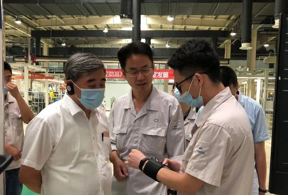 解放发动机事业部 兄弟同心！携手向“中国第一、世界一流”目标迈进！