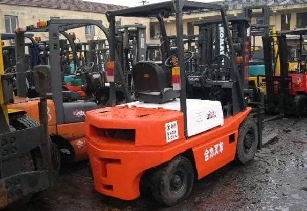 叉车保养还有规定等级？（一）