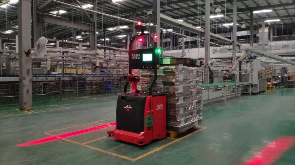 无人叉车案例精选| 劢微机器人助力湖南某食品巨头智造物流提速