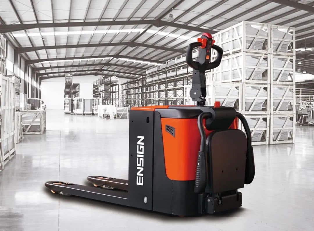 超强动力·刚劲沉稳 | 英轩叉车再迎批量订单