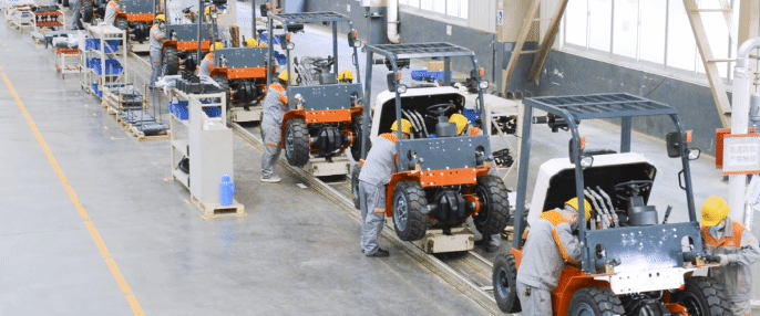 超强动力·刚劲沉稳 | 英轩叉车再迎批量订单