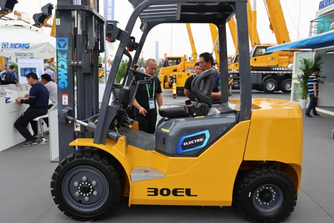 高端相聚,品质相守—徐工叉车旋风席卷行业展会