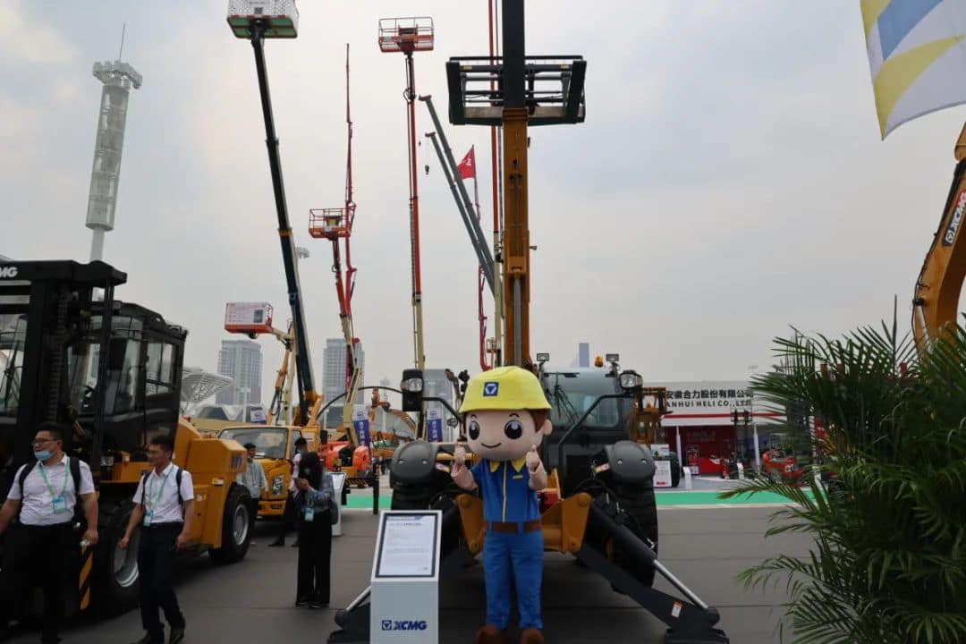 高端相聚,品质相守—徐工叉车旋风席卷行业展会