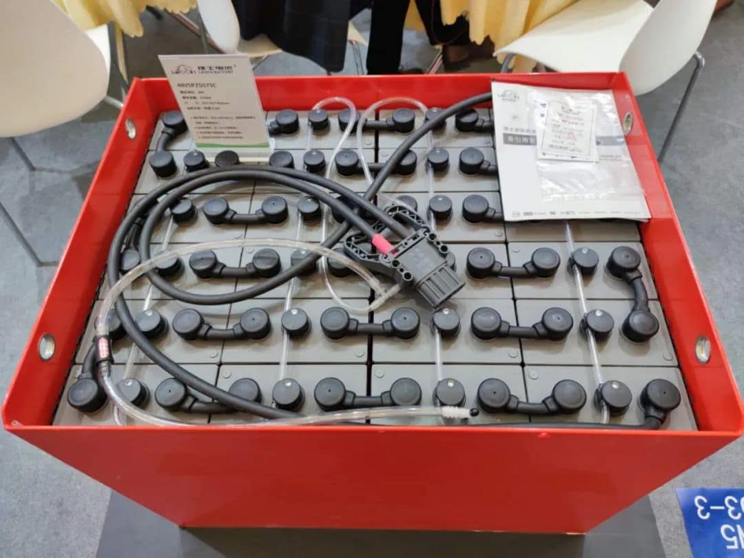 理士 | 夏日叉车电池养护小知识，了解一下？