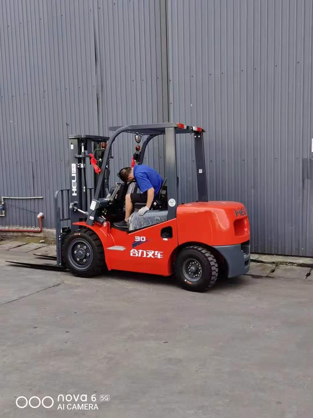 9DF8CDB7-009B-4788-9F91-4E41A1DF10E9