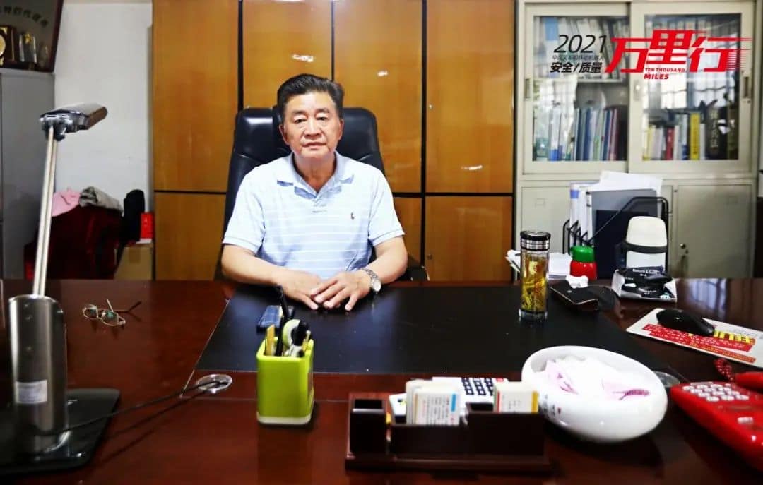 “精诚服务”-中叉 -2021叉车和移动机器人安全、质量万里行走进兰州福马