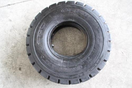 合力叉车轮胎什么型号