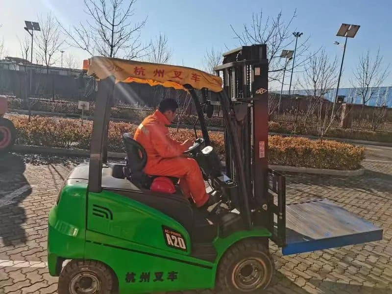 叉车考证实训，助力驾考