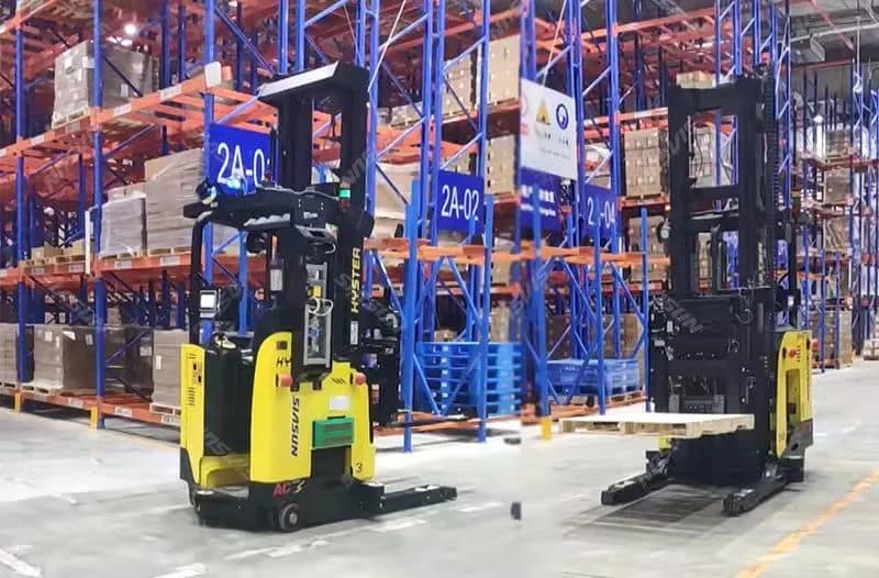 行业新宠——高举升叉车AGV