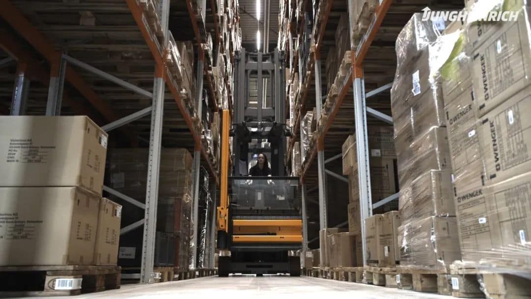 国外客户案例 |永恒力为Victorinox打造全球物流配送中心