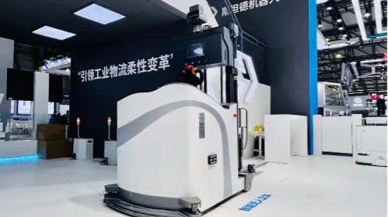 行业年鉴：2021年超10款叉车AGV产品面世