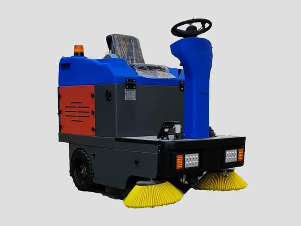 台励福1400型电动驾驶式扫地车