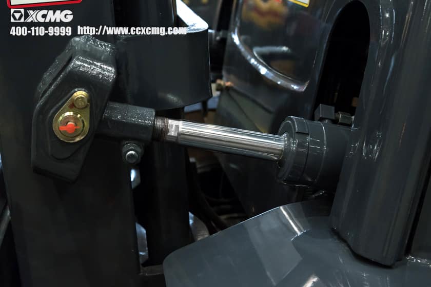 徐工XCB-D30 3.0-3.5吨内燃平衡重叉车