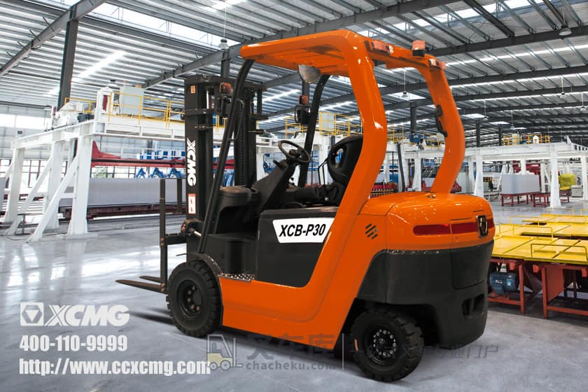 徐工XCB-P30 1.5-3.5吨铅酸电池平衡重叉车