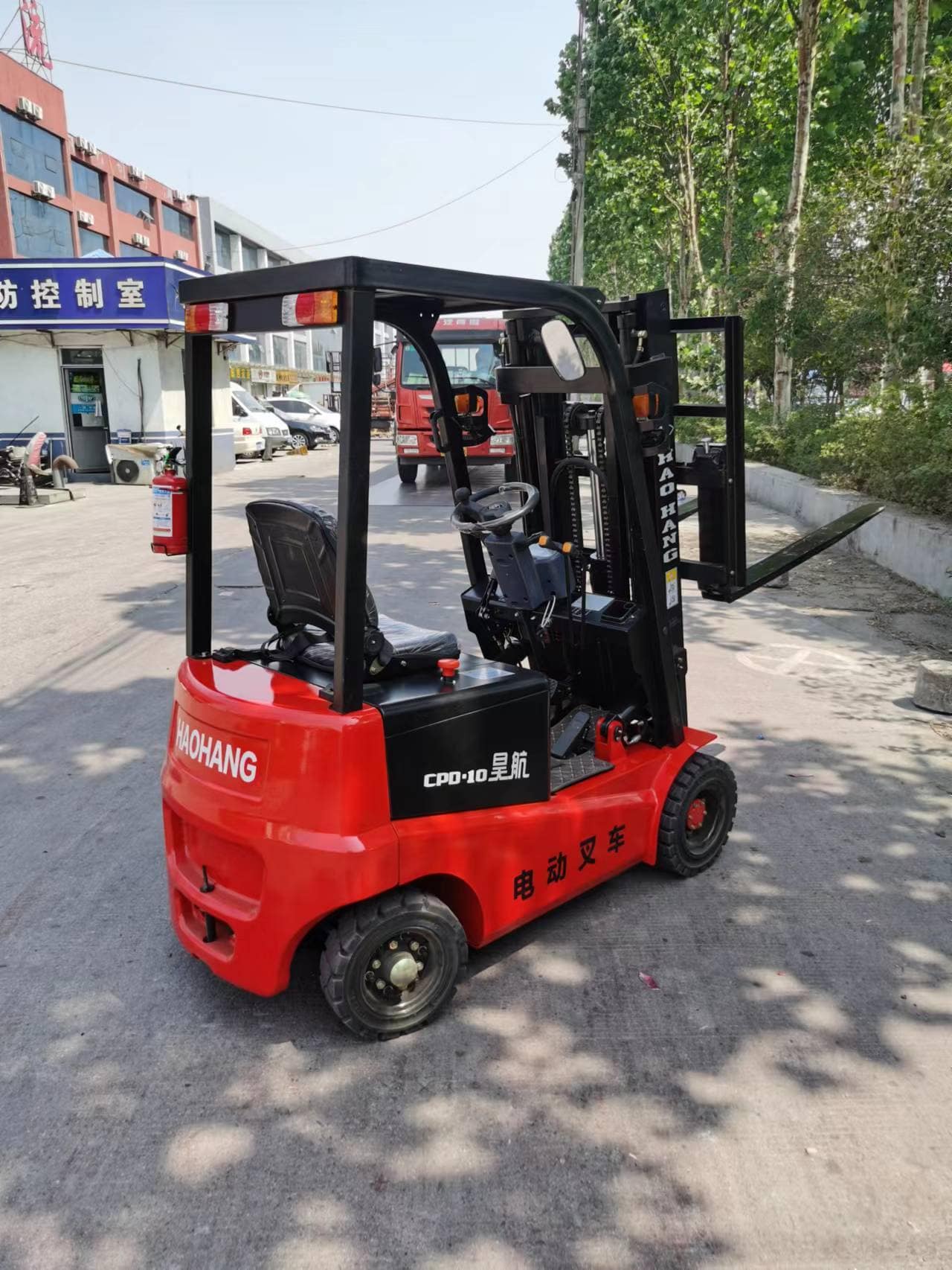 新能源电动叉车车型及图片（昊航电动叉车）