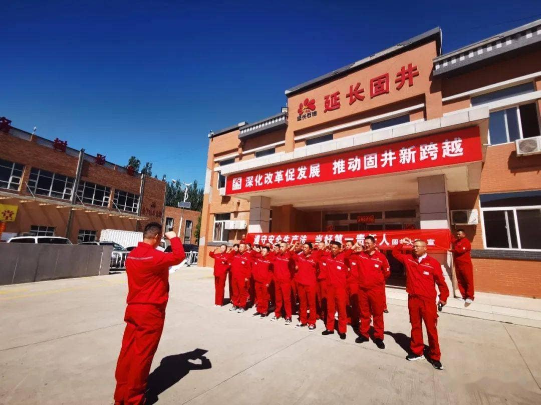 固井大队开展特种设备(叉车)机械伤害事故应急演练