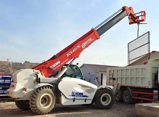 徐工XC6-4517K伸缩臂叉车批量征战海外市场