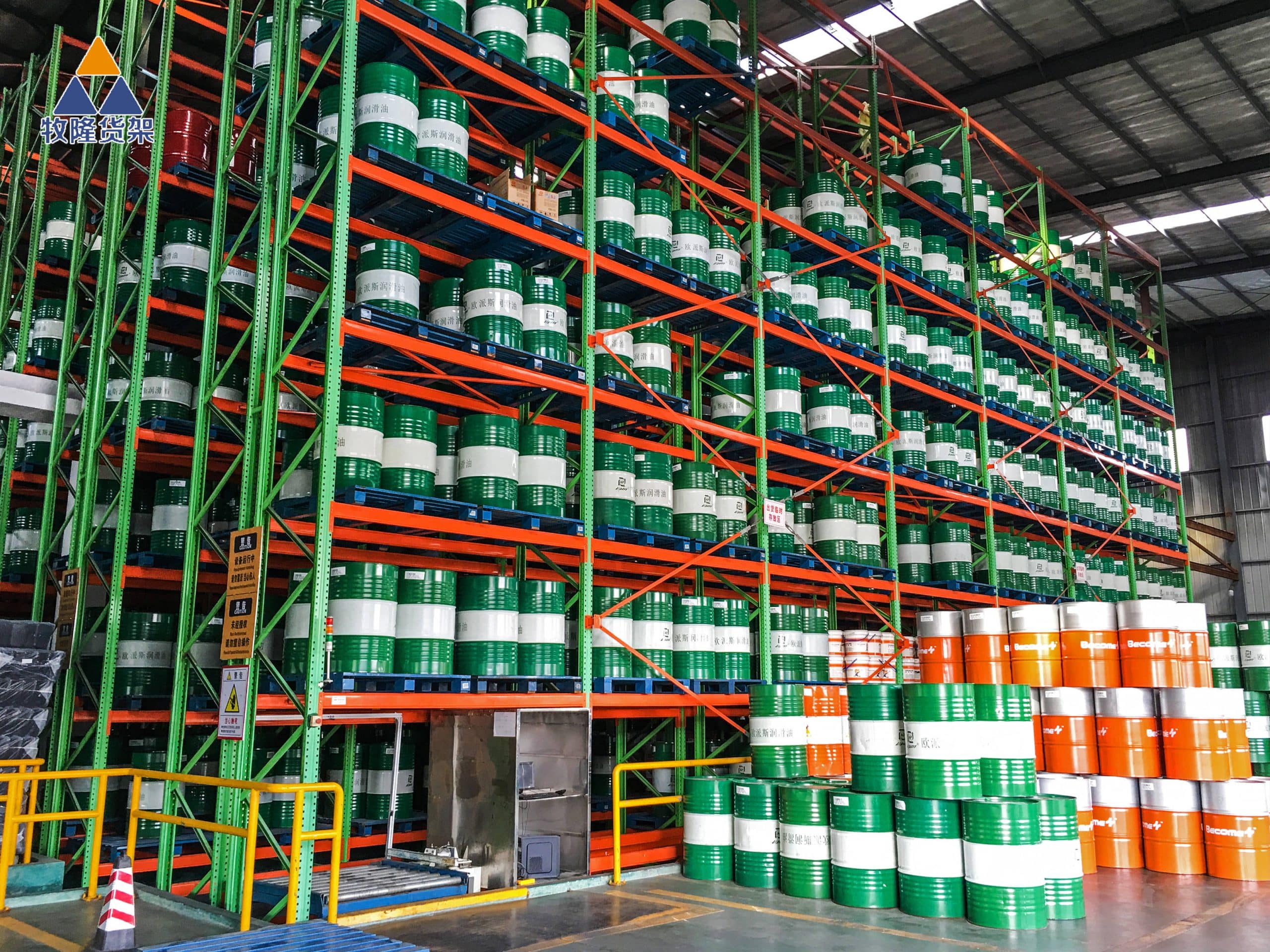 哪些因素会影响重型货架的高度?