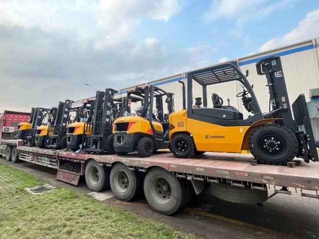 同比增长超110%！柳工叉车逆市突围的背后