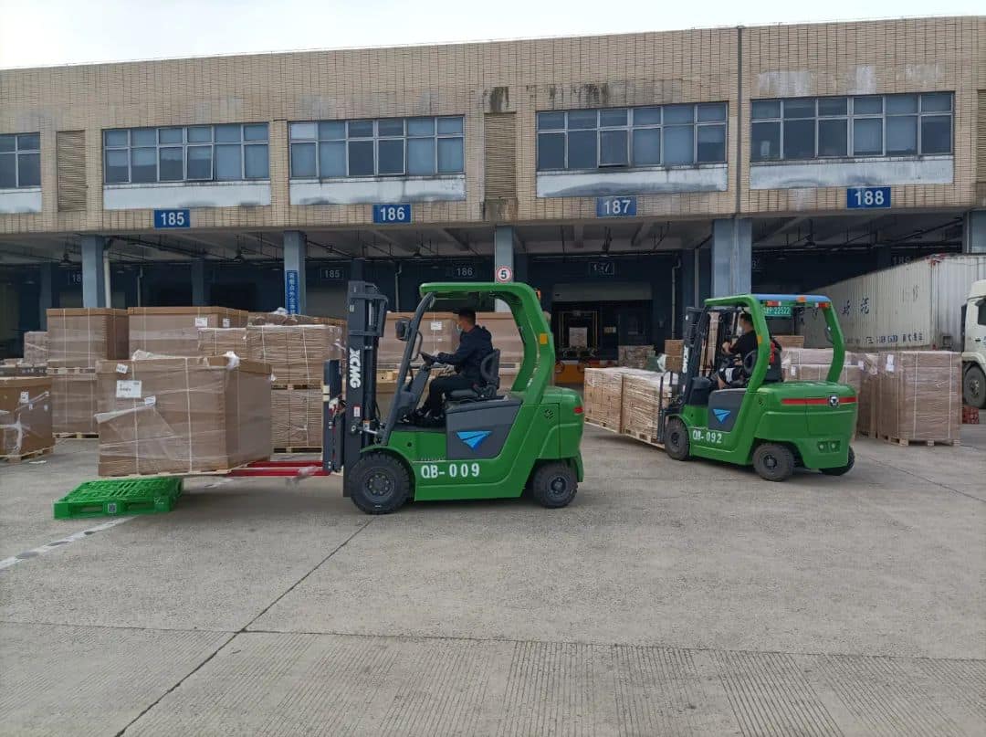 一步到位！带你解锁徐工C系列电动叉车应用场景