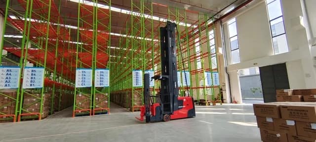 MiMA助力模塑行业客户完成超窄通道密集仓储升级!