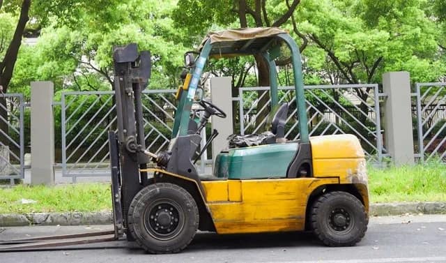 杭州市首台老旧柴油叉车替换完成，新能源叉车花落谁家？